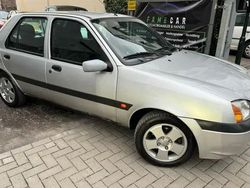Silber Gebraucht 2001 Ford Fiesta Kleinwagen | 999 € (Fairer Preis)