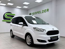 Weiß Gebraucht 2015 Ford Tourneo Courier Van / Kleinbus | 6.890 € (Fairer Preis)