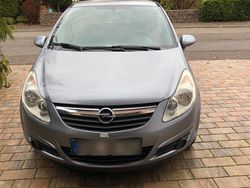 Grau Gebraucht 2007 Opel Corsa Limousine | 1.500 € (Fairer Preis)