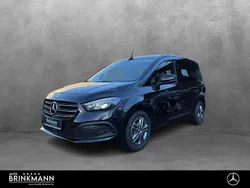 Loparitschwarz Gebraucht 2024 Mercedes T180 Style Van / Kleinbus | 31.990 € (Teuer)