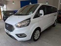 Weiß Gebraucht 2021 Ford Tourneo Custom Titanium Van / Kleinbus | 34.990 € (Superpreis)