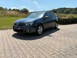 Blau Gebraucht 2010 VW Golf VI Team Limousine | 7.000 € (Etwas zu teuer)
