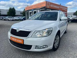 Weiß Gebraucht 2012 Skoda Octavia Ambition Kombi | 6.750 € (Teuer)