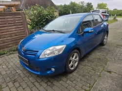 Blau Gebraucht 2011 Toyota Auris Edition Limousine | 4.490 € (Fairer Preis)