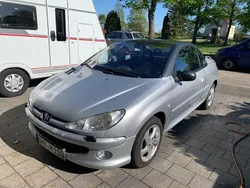 Silber Gebraucht 2004 Peugeot 206 CC Quiksilver Cabrio | 600 € (Superpreis)