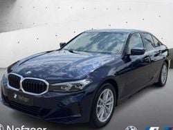 Blau Gebraucht 2024 BMW 318 Comfort Edition Limousine | 34.900 € (Guter Preis)