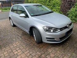 Silber Gebraucht 2016 VW Golf VII Comfortline Limousine | 11.600 € (Guter Preis)