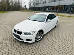 Weiß Gebraucht 2012 BMW 320 Cabriolet M Sport Cabrio | 9.890 € (Guter Preis)