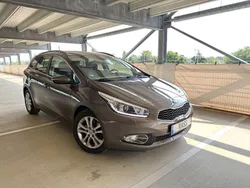 Sand track Gebraucht 2015 Kia Ceed Sportswagon Kombi | 13.890 € (Etwas zu teuer)