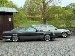 Grau Gebraucht 1995 Mercedes E300 Limousine | 18.990 €