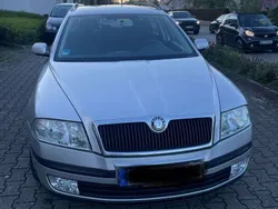 Silber Gebraucht 2007 Skoda Octavia Classic Kombi | 3.999 € (Fairer Preis)