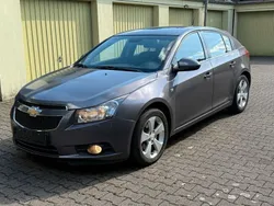 Grau Gebraucht 2011 Chevrolet Cruze Limousine | 2.500 € (Fairer Preis)