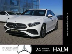 Weiß Gebraucht 2023 Mercedes A200 AMG Line Premium Limousine | 34.350 € (Fairer Preis)