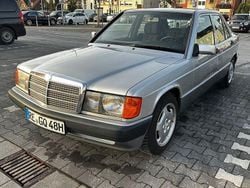 Silber Gebraucht 1991 Mercedes 190 Limousine | 5.500 €
