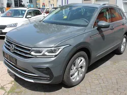 Grau Gebraucht 2023 VW Tiguan Elegance+ SUV | 43.990 € (Teuer)