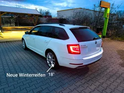 Weiß Gebraucht 2016 Skoda Octavia Kombi | 14.500 € (Teuer)