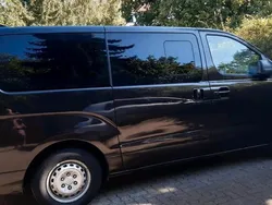 Braun Gebraucht 2017 Hyundai H-1 Van / Kleinbus | 18.800 € (Etwas zu teuer)