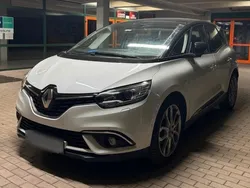 Weiß Gebraucht 2017 Renault Scénic IV Van / Kleinbus | 10.000 € (Guter Preis)