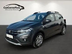 Grau Gebraucht 2021 Dacia Sandero Essentiel Kleinwagen | 13.490 € (Guter Preis)