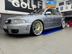 Silber Gebraucht 2001 Audi RS4 Kombi | 55.000 € (Etwas zu teuer)