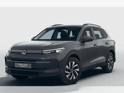 Grau (uranograu) Neu 2026 VW Tiguan Life SUV | 41.970 € (Superpreis)