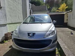 Gebraucht 2009 Peugeot 207 Tendance Limousine | 3.700 € (Teuer)