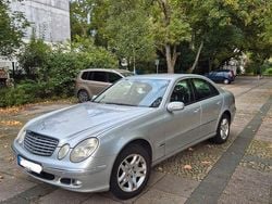 Silber Gebraucht 2005 Mercedes E200 Elegance Limousine | 4.200 € (Guter Preis)