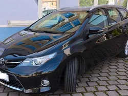 Schwarz Gebraucht 2014 Toyota Auris Touring Sports Kombi | 8.000 € (Superpreis)