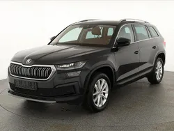 Black magic perleffekt Gebraucht 2022 Skoda Kodiaq Style SUV | 37.990 € (Fairer Preis)
