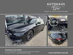 Black sapphire metallic Gebraucht 2025 BMW 540 M Sport Kombi | 69.880 € (Guter Preis)