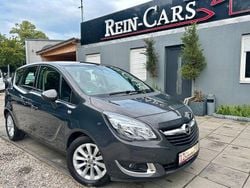 Grau Gebraucht 2015 Opel Meriva Style Van / Kleinbus | 8.990 € (Fairer Preis)