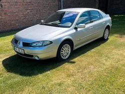 Grau Gebraucht 2007 Renault Laguna III Limousine | 3.600 € (Superpreis)