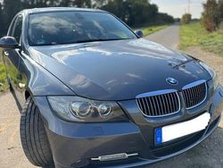 Grau Gebraucht 2006 BMW 325 Limousine | 6.000 € (Guter Preis)