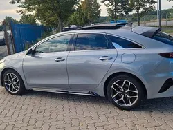 Grau Gebraucht 2021 Kia ProCeed GT-Line Kleinwagen | 13.000 €