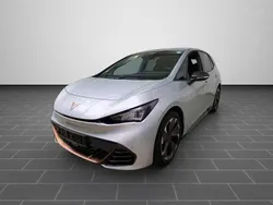 Geysirsilber Gebraucht 2023 Cupra Born Kleinwagen | 26.750 € (Fairer Preis)