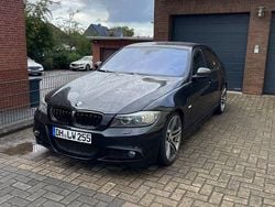 Schwarz Gebraucht 2009 BMW 325 M Sport Limousine | 12.500 € (Teuer)