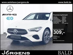 Weiss polarweiß Gebraucht 2024 Mercedes CLA200 Progressive Coupé | 32.840 € (Superpreis)
