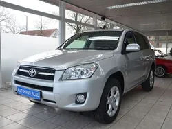 Silber Gebraucht 2009 Toyota RAV4 SUV | 11.490 € (Etwas zu teuer)
