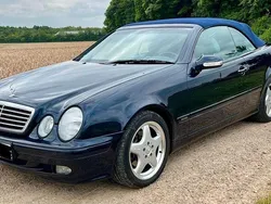 Blau Gebraucht 2001 Mercedes CLK230 Cabrio | 15.900 €