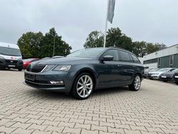 Quarz grau metallic Gebraucht 2020 Skoda Octavia Style Kombi | 21.990 € (Guter Preis)