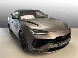 Grigio keres matt Gebraucht 2024 Lamborghini Urus SUV | 319.666 € (Fairer Preis)