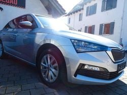 Stribrna brilliant/ brilliants Gebraucht 2024 Skoda Scala Tour Kleinwagen | 19.999 € (Guter Preis)