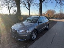 Grau Gebraucht 2013 Audi Q3 Sport SUV | 12.400 € (Fairer Preis)