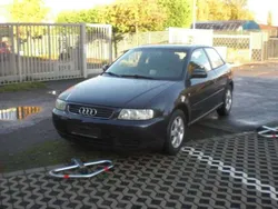 Blau Gebraucht 1998 Audi A3 Attraction Limousine | 1.250 € (Fairer Preis)