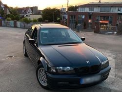 Blau Gebraucht 1999 BMW 316 Limousine | 2.200 € (Fairer Preis)