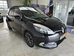 Schwarz Gebraucht 2013 Renault Scénic III Bose Edition Van / Kleinbus | 5.490 € (Superpreis)