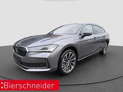 Grau Gebraucht 2024 Skoda Superb LAURIN & KLEMENT Kombi | 50.990 € (Fairer Preis)