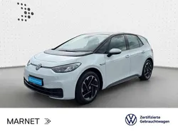 Gletscherweiß metallic/schwarz Gebraucht 2021 VW ID.3 Pure Kleinwagen | 18.430 € (Fairer Preis)