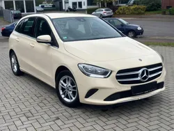 Beige Gebraucht 2020 Mercedes B180 Van / Kleinbus | 8.500 € (Superpreis)