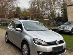 Silber Gebraucht 2009 VW Golf VI Trendline Kleinwagen | 2.990 € (Fairer Preis)